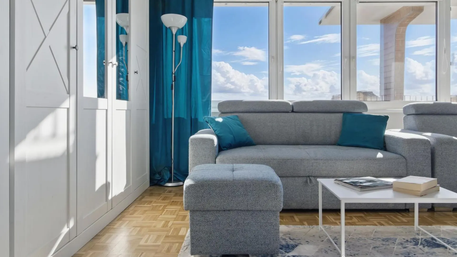 Turquoise By Solarento Apartment Warsaw